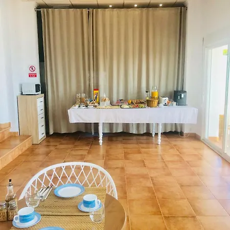 Проживание в семье Bbc Apartament Дения